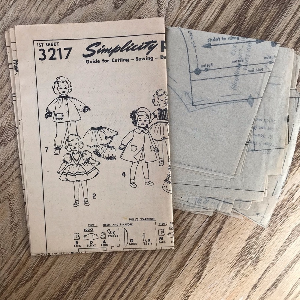 VTG Doll Clothes Pattern - Picture 3 of 4